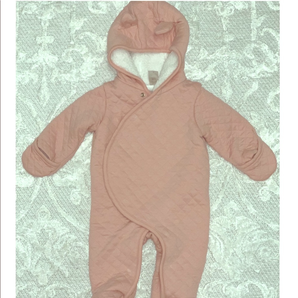 Baby hooded bunting